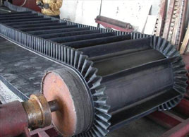 大傾角擋邊輸送帶