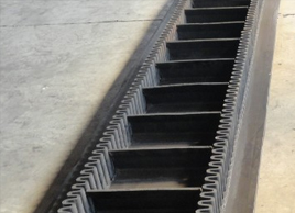 防撕裂大傾角輸送帶