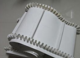 裙邊白色輸送帶